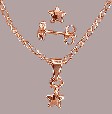 Conjunto folheado a ouro com brincos e pingente